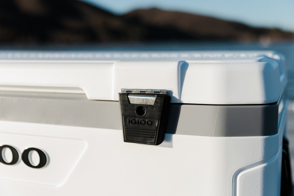Igloo Marine Ultra 100QT Cooler Box - White