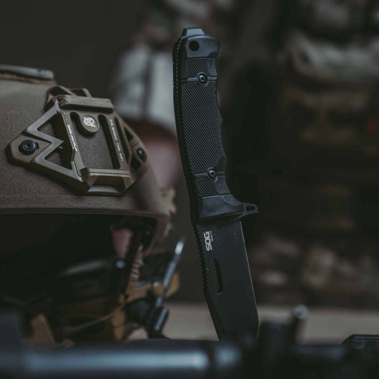 SOG SEAL FX Tanto Fixed Blade Bushcraft Knife