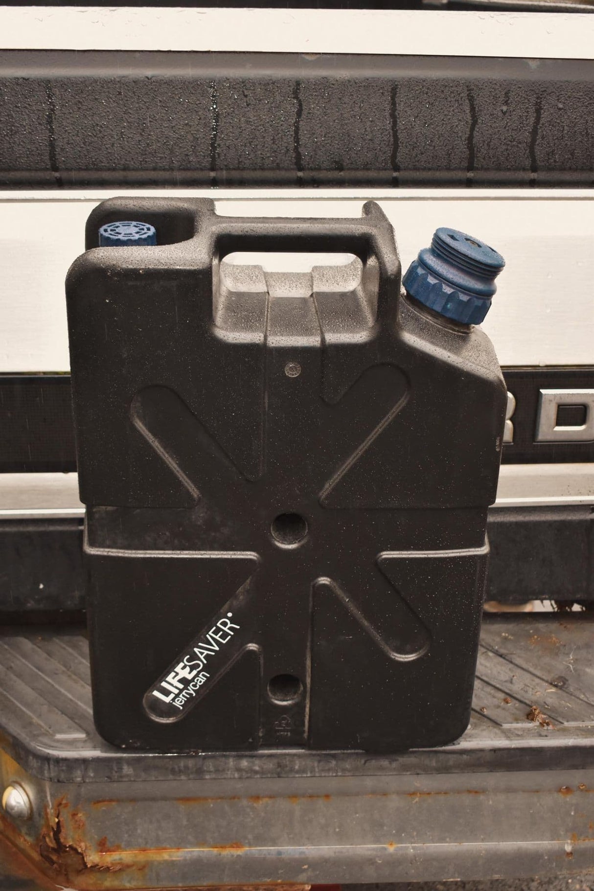 Icon LifeSaver 20000UF Water Purification Jerry Can - Black