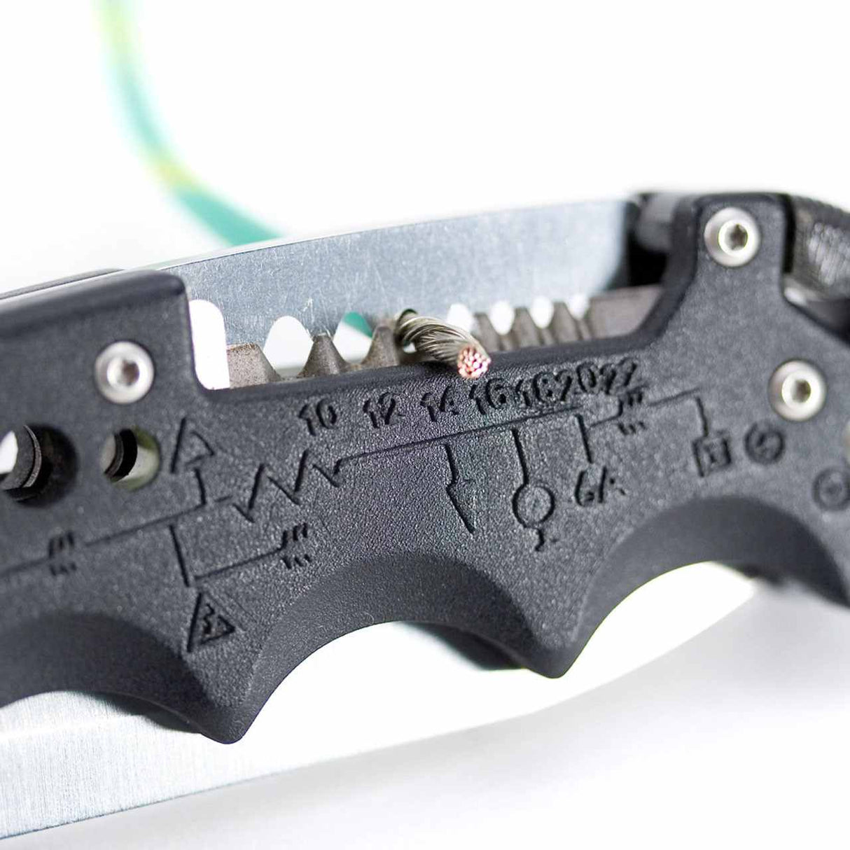 SOG Kilowatt Folding Knife